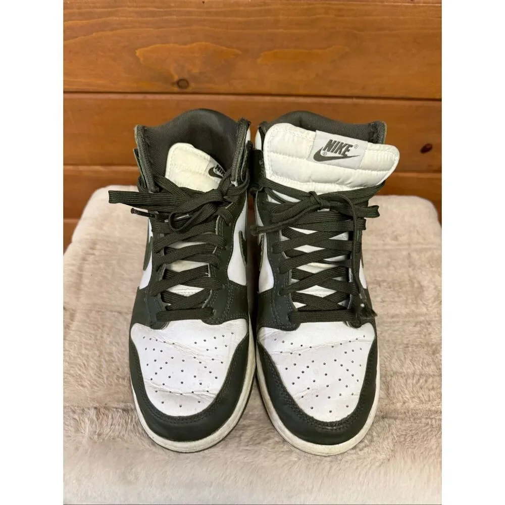 Nike Mens  Dunk High sneaker distinctive cargo khaki/ white DD1399-107 Sz 8